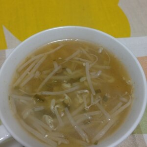 モヤシのピリ辛味噌味スープ